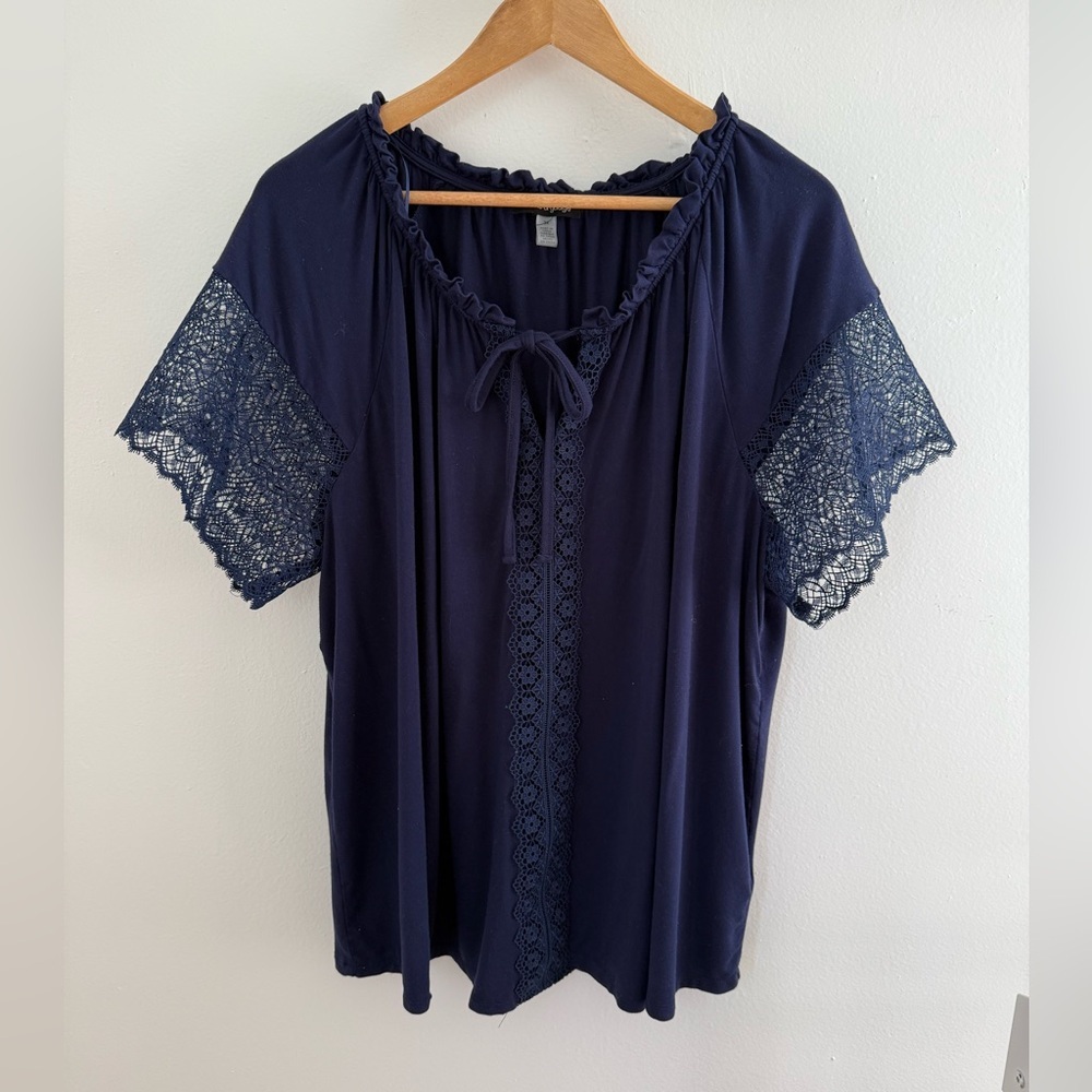 Cable & Gauge Navy Blue Lace Sleeve Peasant Top – Women’s Plus Size Boho Blouse